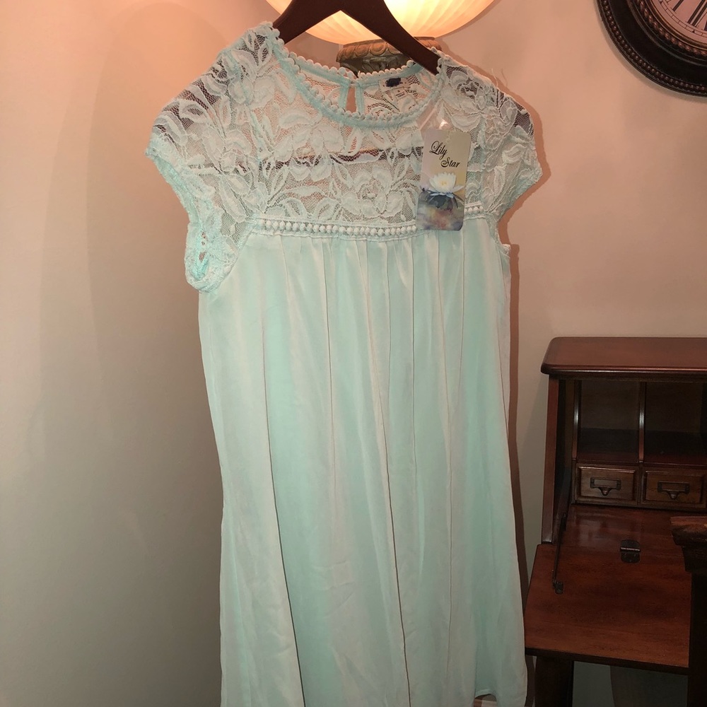 NWT Super sweet dress.